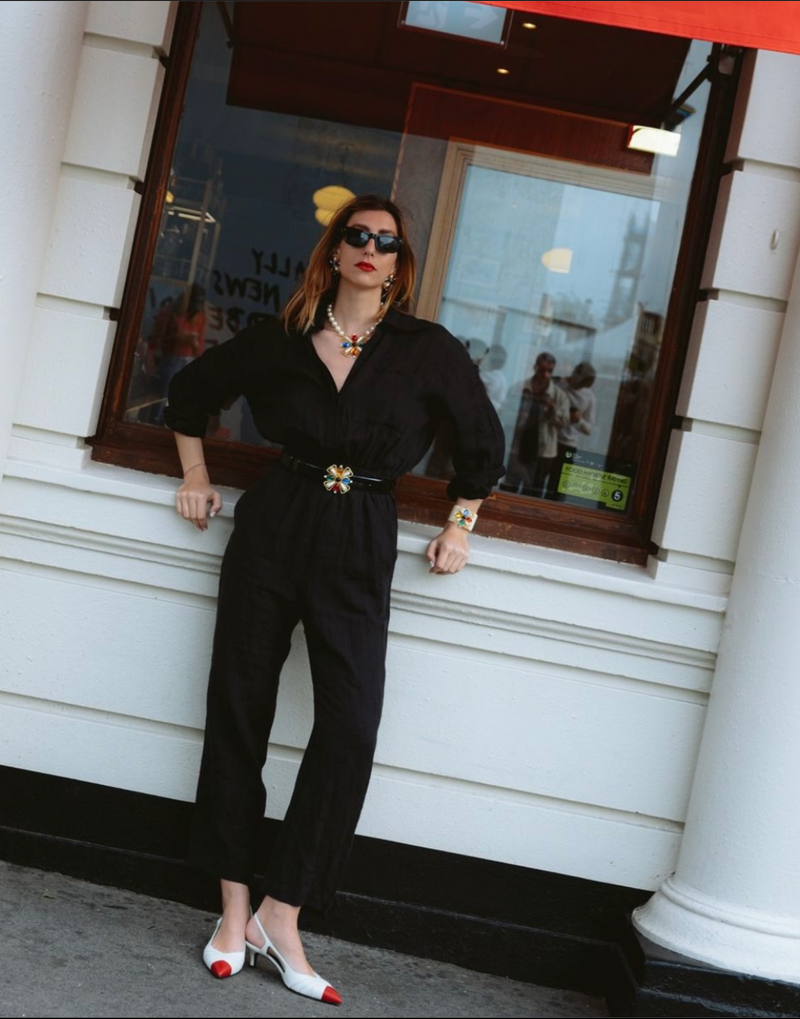 FAMOUS FEET IN FLORRIE'S